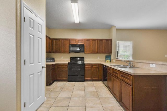 408 Carl Shipp DR, Liberty Hill, TX 78642