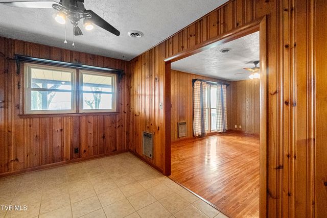 1830 Sunnyside Road, Greeneville, TN 37743