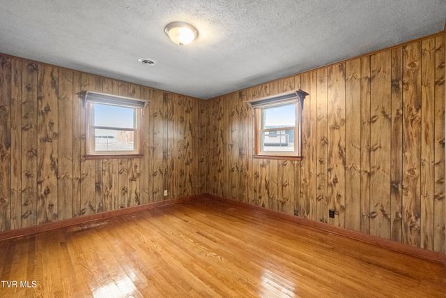 1830 Sunnyside Road, Greeneville, TN 37743