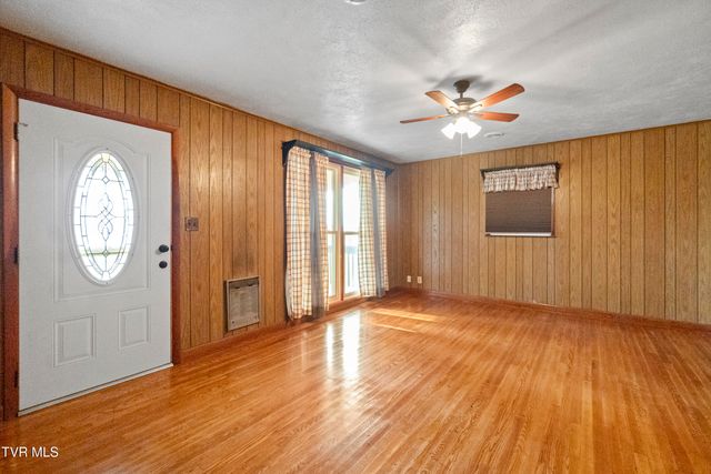 1830 Sunnyside Road, Greeneville, TN 37743