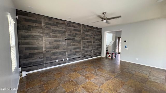 5396 W MOLLY Lane, Phoenix, AZ 85083