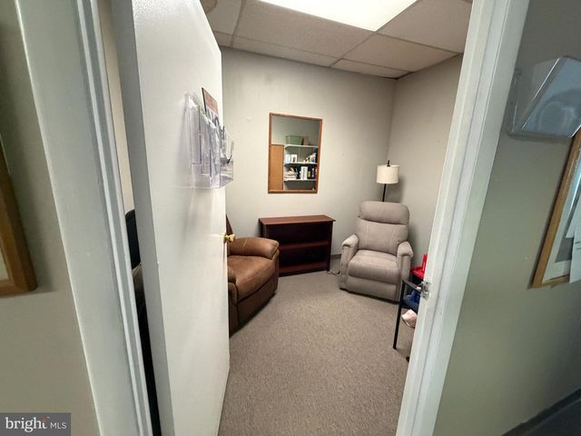 2333 WHITEHORSE MERCERVILLE RD #SUITE#E, Hamilton, NJ 08619