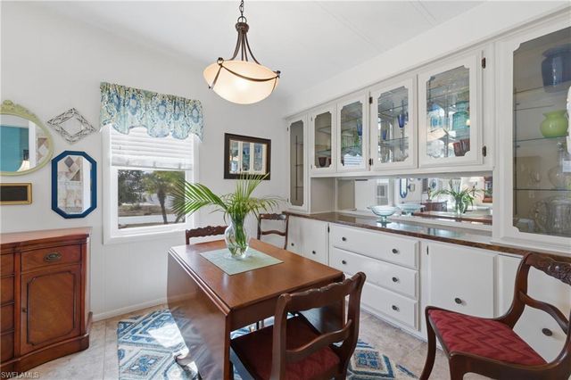 734 Knotty Pine CIR, North Fort Myers, FL 33917