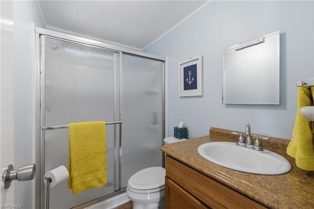 734 Knotty Pine CIR, North Fort Myers, FL 33917