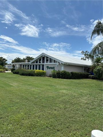 734 Knotty Pine CIR, North Fort Myers, FL 33917