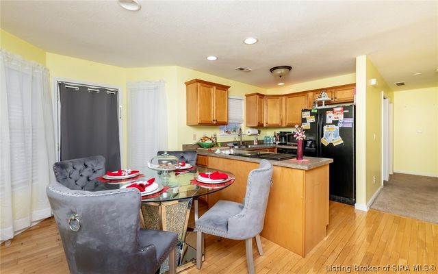 8426 Aberdeen Lane, Charlestown, IN 47111