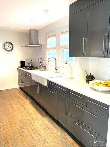 12 Murvon Court, Westport, CT 06880