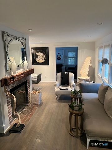 12 Murvon Court, Westport, CT 06880