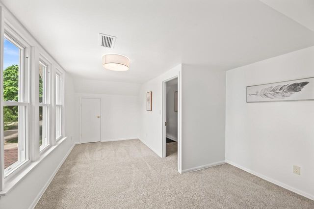 1640 N 69th STREET, Wauwatosa, WI 53213
