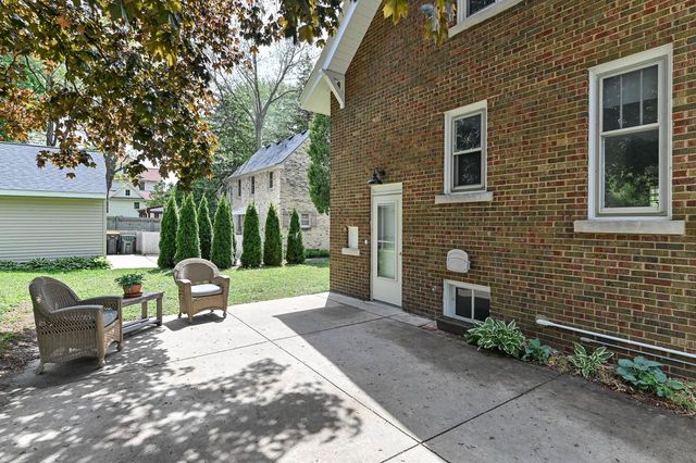 1640 N 69th STREET, Wauwatosa, WI 53213