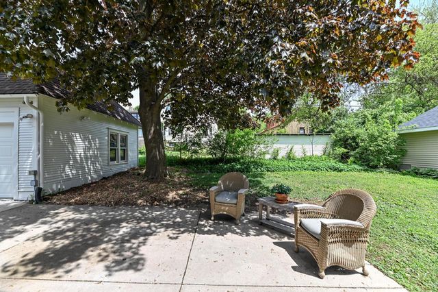 1640 N 69th STREET, Wauwatosa, WI 53213