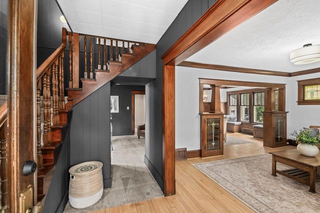 1640 N 69th STREET, Wauwatosa, WI 53213
