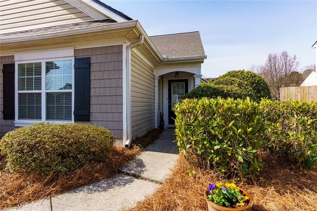 312 Woodland Pass, Canton, GA 30114