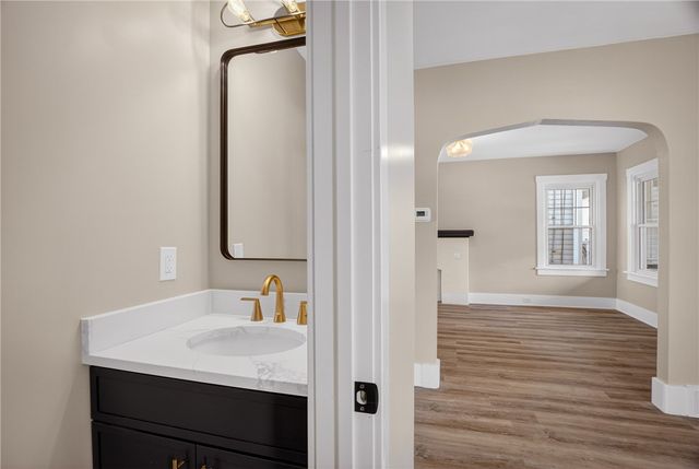 224 Jamaica Ave, West View, PA 15229