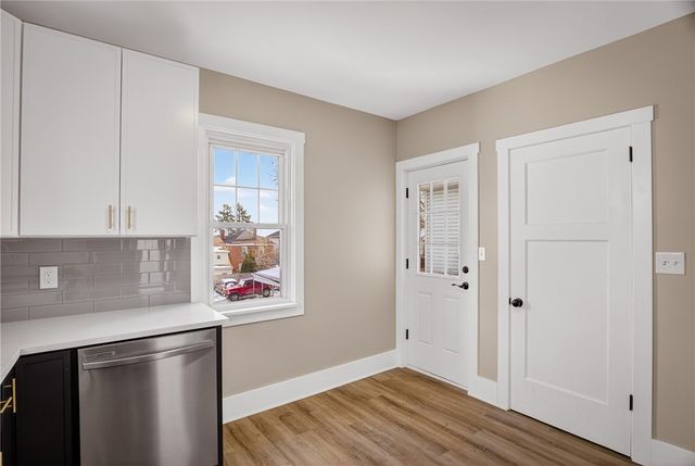 224 Jamaica Ave, West View, PA 15229