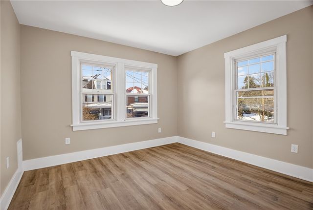 224 Jamaica Ave, West View, PA 15229