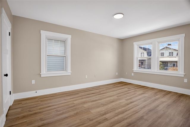 224 Jamaica Ave, West View, PA 15229