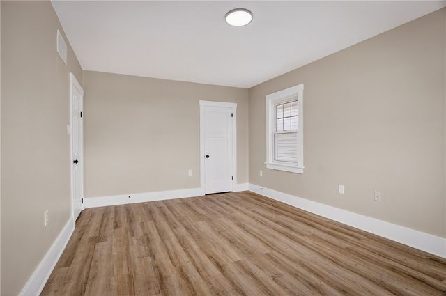 224 Jamaica Ave, West View, PA 15229