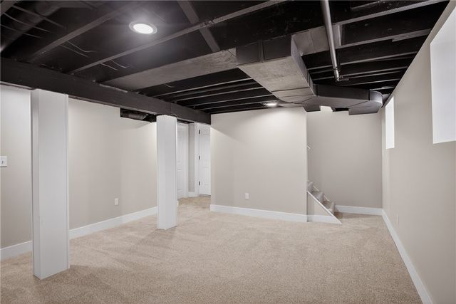 224 Jamaica Ave, West View, PA 15229