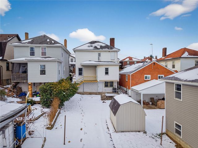 224 Jamaica Ave, West View, PA 15229