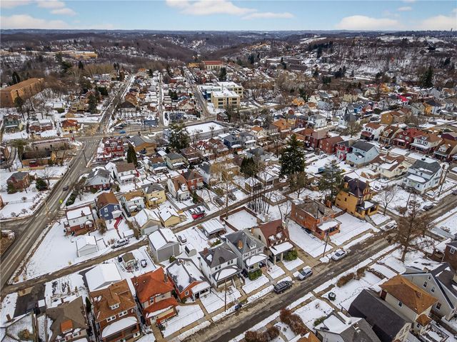 224 Jamaica Ave, West View, PA 15229