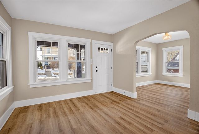 224 Jamaica Ave, West View, PA 15229