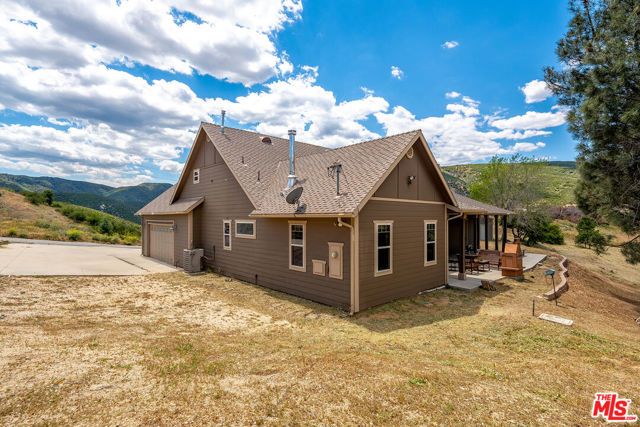 18087 Newview Drive, Lake Hughes, CA 93532