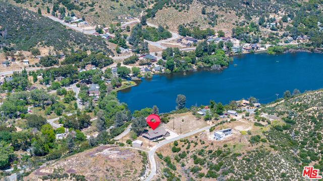18087 Newview Drive, Lake Hughes, CA 93532