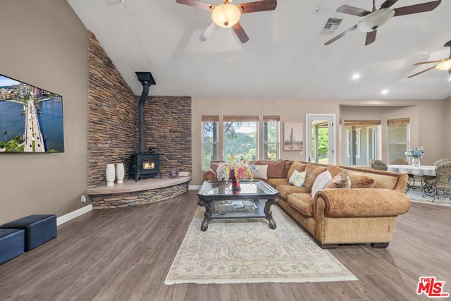 18087 Newview Drive, Lake Hughes, CA 93532