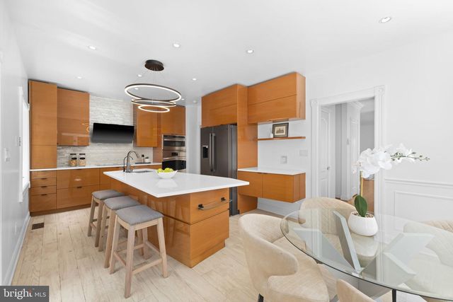 4018 CHANCERY CT NW, Washington, DC 20007