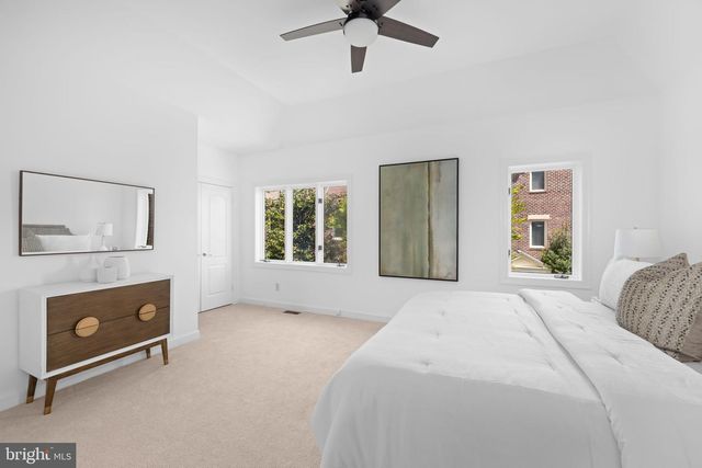 4018 CHANCERY CT NW, Washington, DC 20007