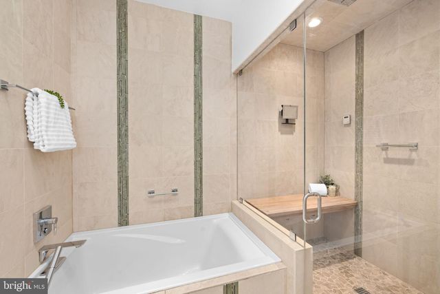 4018 CHANCERY CT NW, Washington, DC 20007