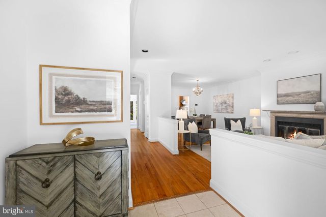 4018 CHANCERY CT NW, Washington, DC 20007