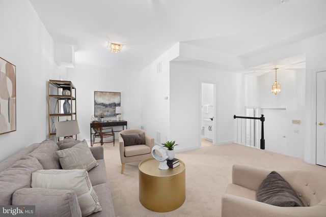 4018 CHANCERY CT NW, Washington, DC 20007