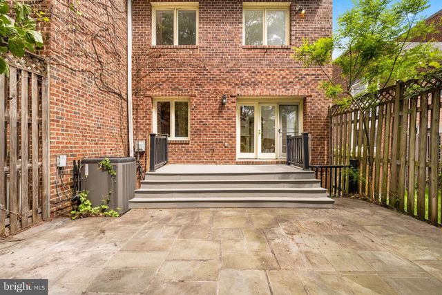 4018 CHANCERY CT NW, Washington, DC 20007