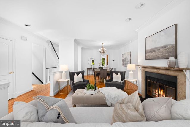 4018 CHANCERY CT NW, Washington, DC 20007