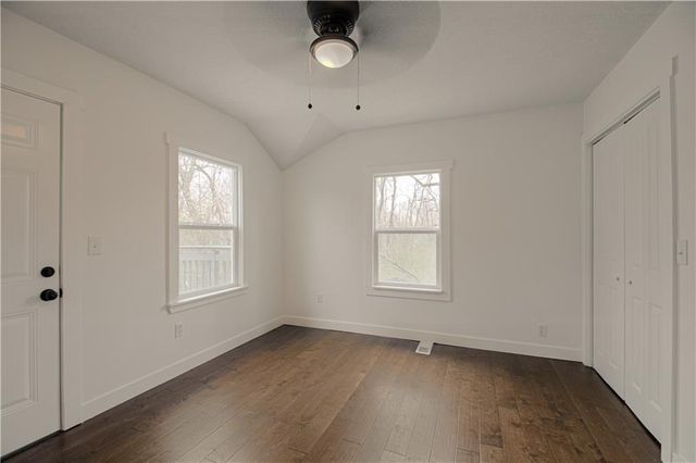 6000 NE 52nd Street, Kansas City, MO 64119