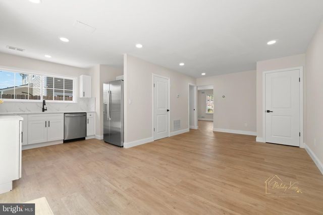 6 PTOLEMY CT, Sewell, NJ 08080