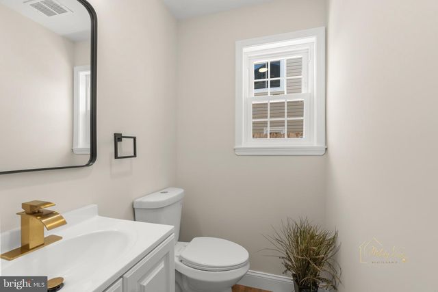 6 PTOLEMY CT, Sewell, NJ 08080