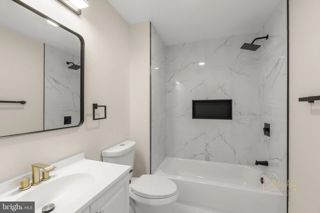 6 PTOLEMY CT, Sewell, NJ 08080
