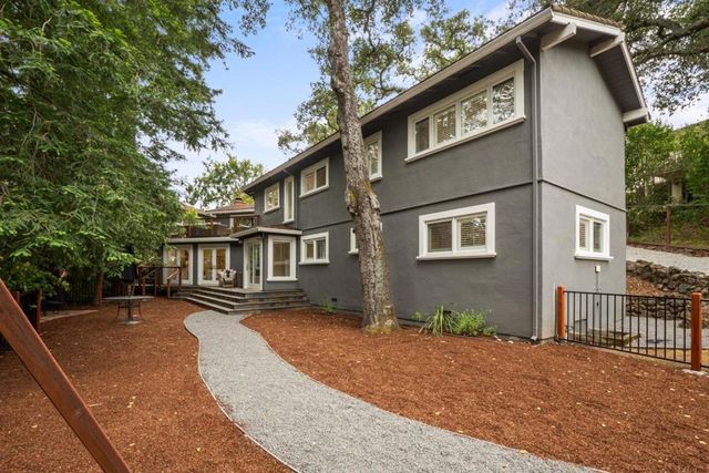 25 Woodhue Court, Redwood City, CA 94062