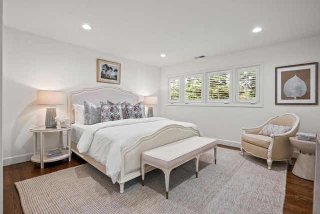 25 Woodhue Court, Redwood City, CA 94062