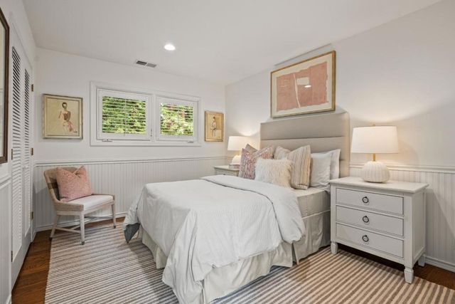 25 Woodhue Court, Redwood City, CA 94062