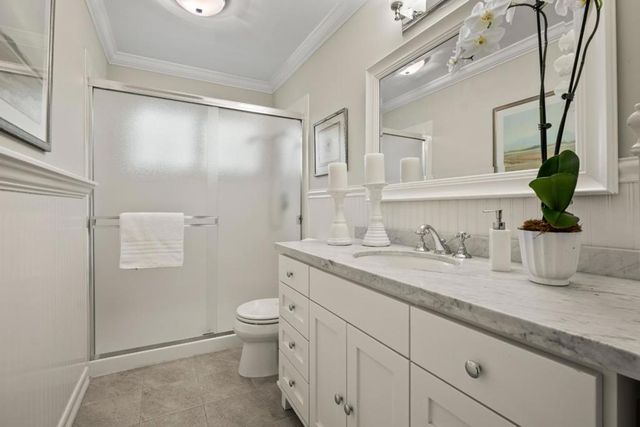 25 Woodhue Court, Redwood City, CA 94062