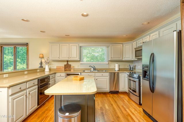 14346 White Top View, Abingdon, VA 24210