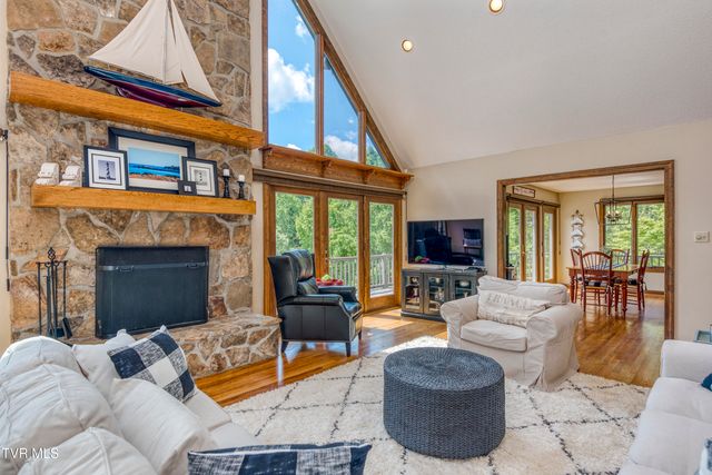 14346 White Top View, Abingdon, VA 24210