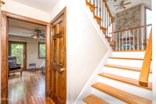 14346 White Top View, Abingdon, VA 24210