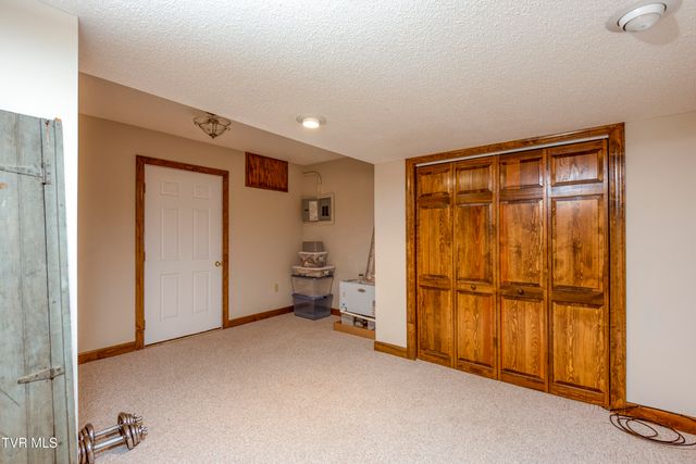 14346 White Top View, Abingdon, VA 24210