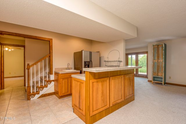 14346 White Top View, Abingdon, VA 24210