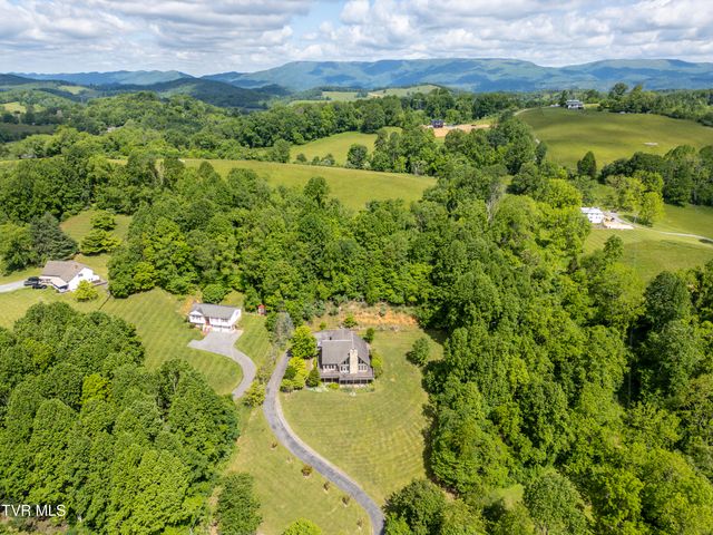 14346 White Top View, Abingdon, VA 24210